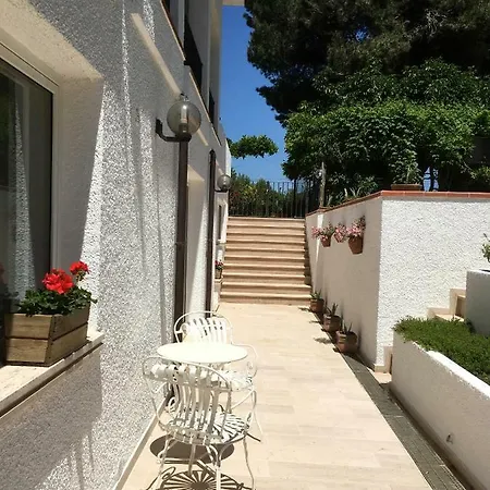 Modern House In Valle D'itria